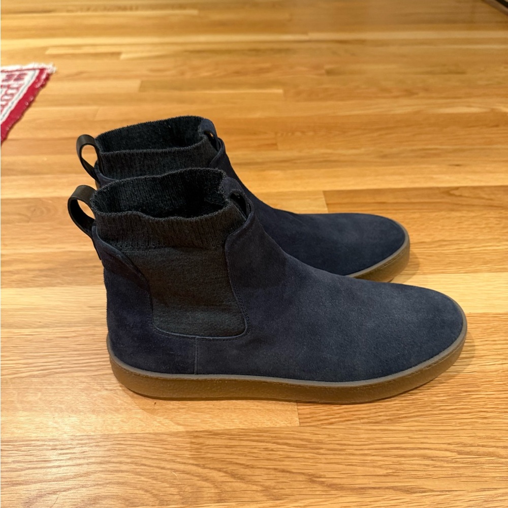 Hogan Suede H476 Chelsea Boot